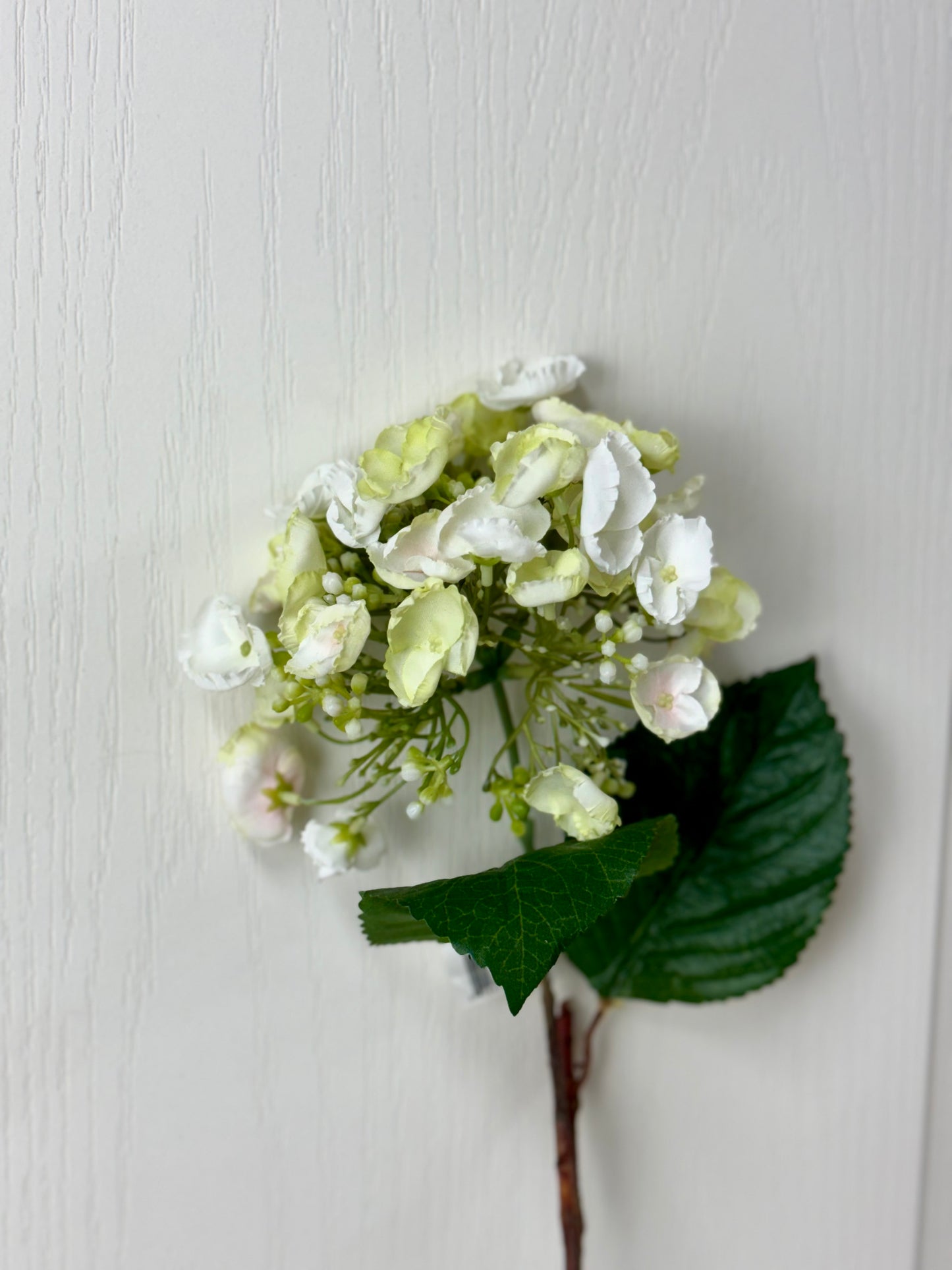 24 Inch White Hydrangea Stem With Two Leaves