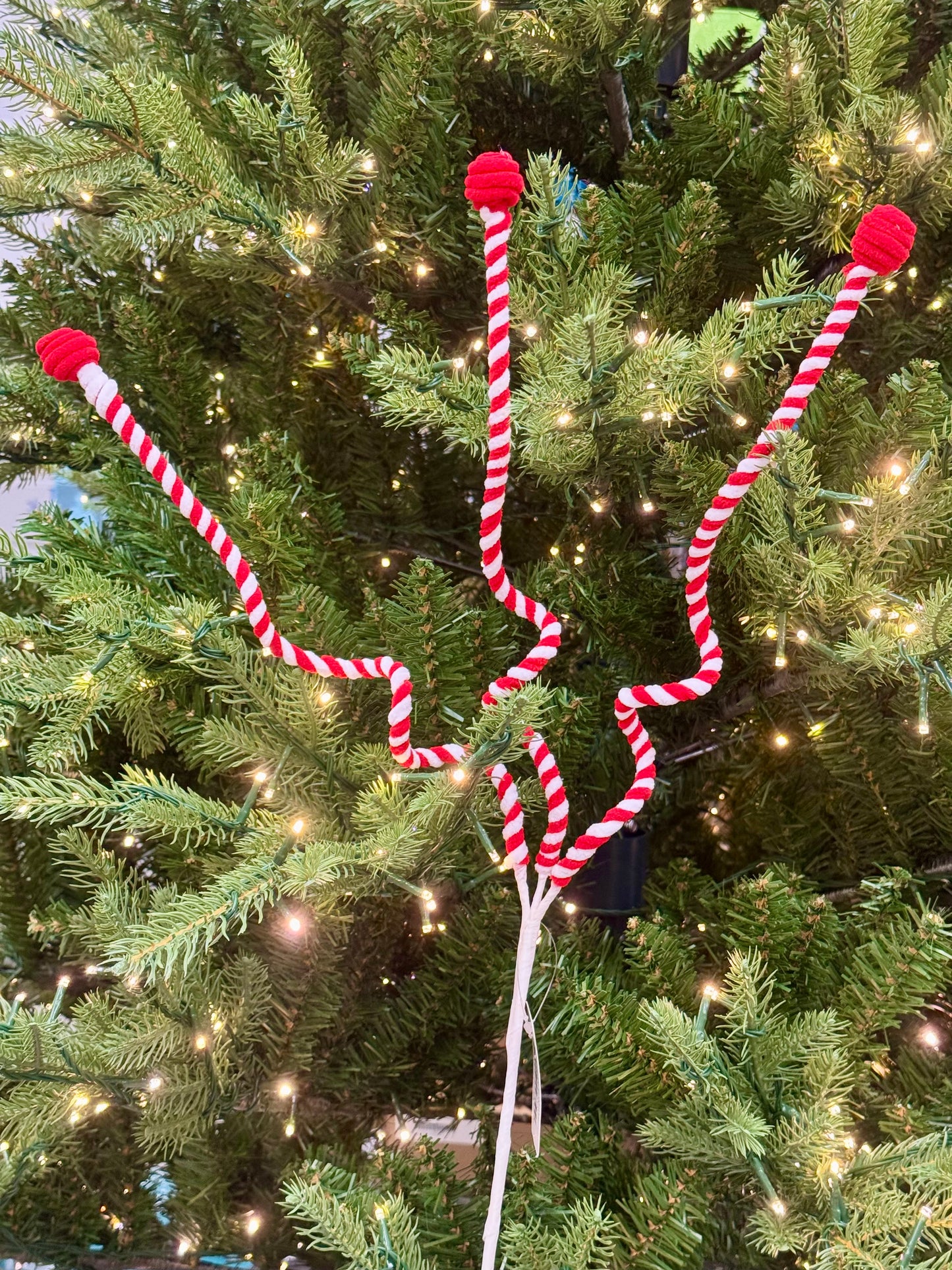 26 Inch Red And White Chenille Curly Spray