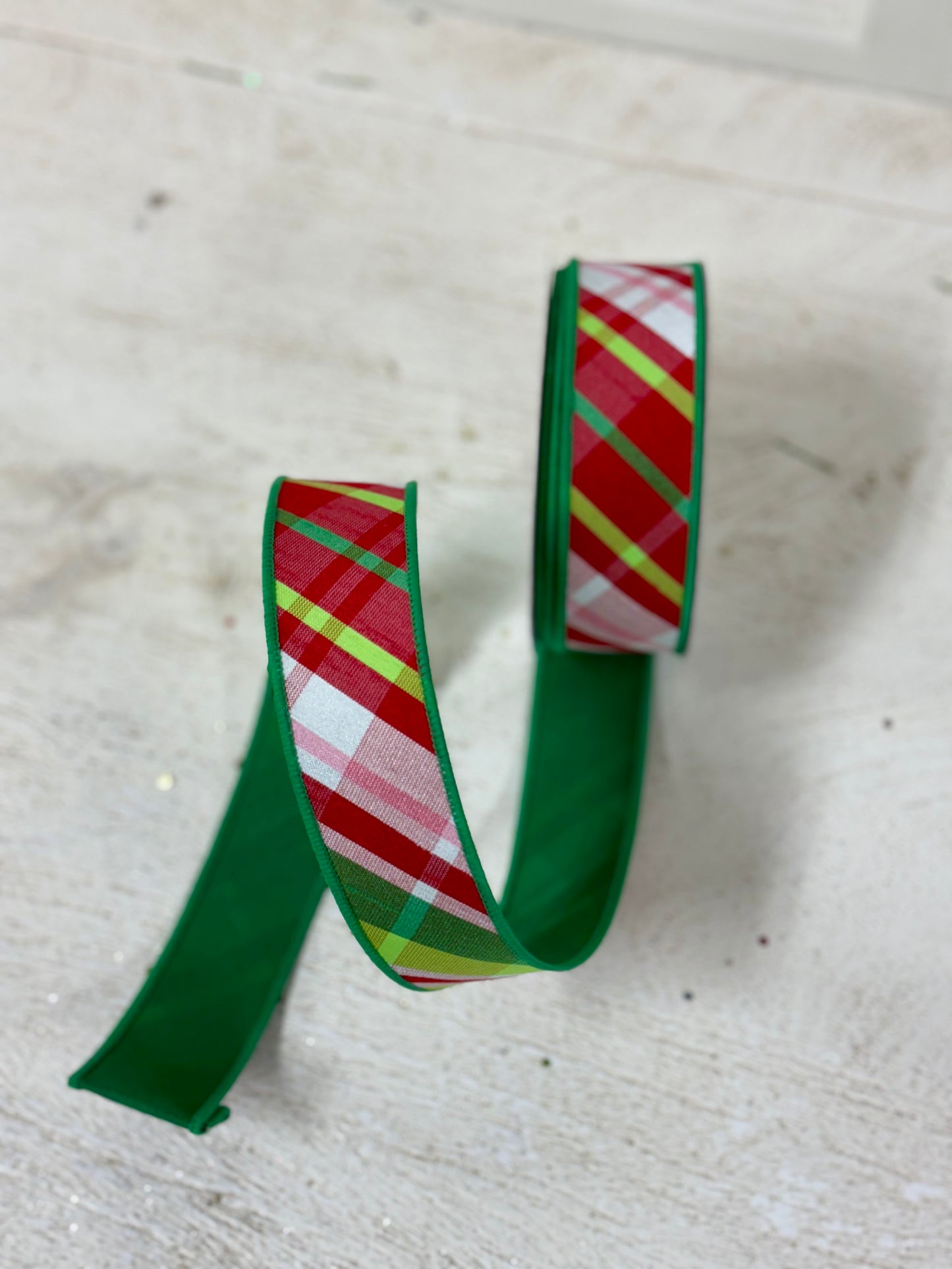 1.5 Inch By 10 Yard Green And Red Traditional Plaid Ribbon