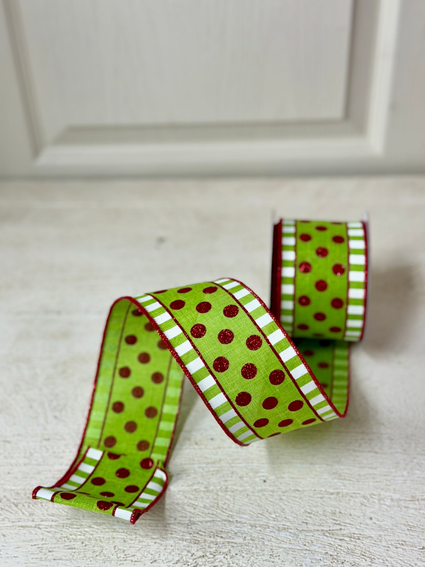 2.5 Inch By 10 Yard Red And Green Polka Dot Ribbon