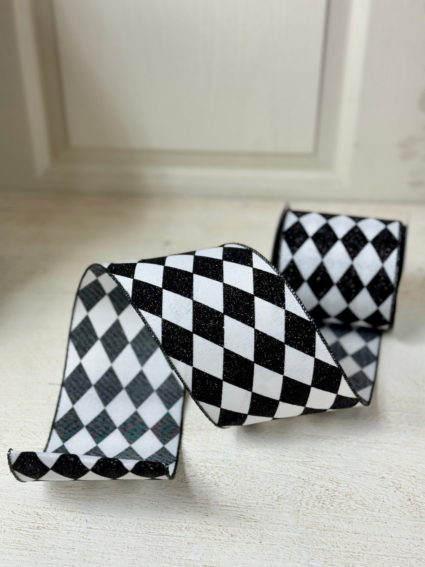 4 Inch By 10 Yard Black And White Harlequin Check Ribbon