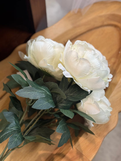 20 Inch Peony Cream Bush