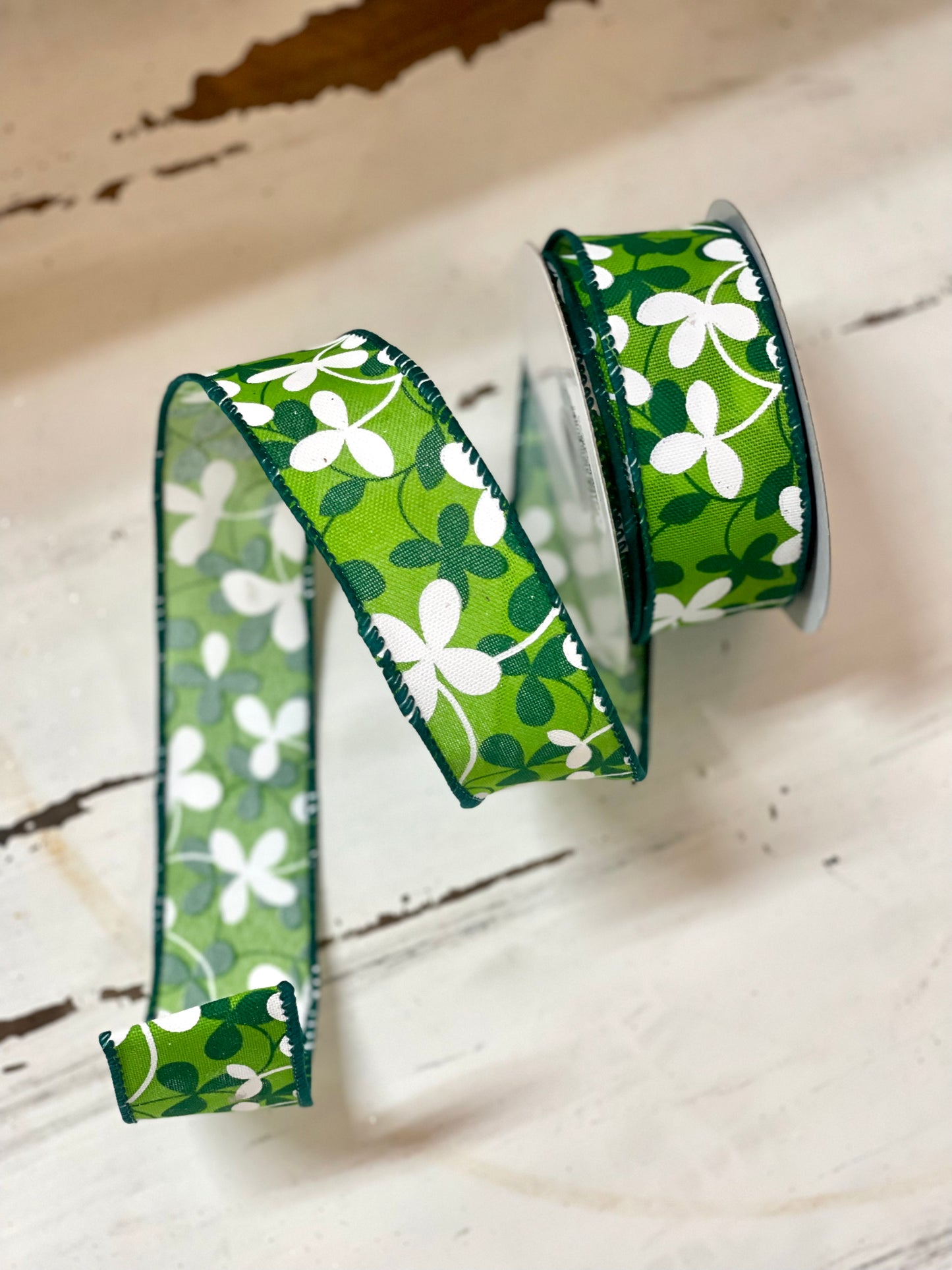 1.5 Inch By 10 Yard Green And White Clover Ribbon