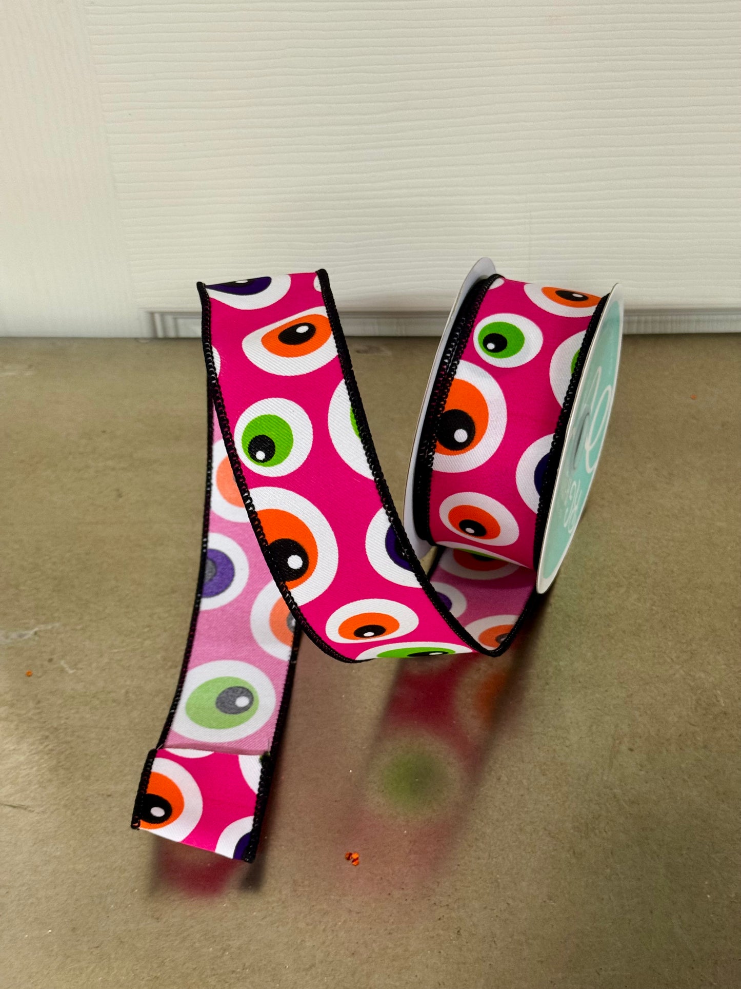 1.5 Inch By 10 Yard Pink Eyeballs Ribbon
