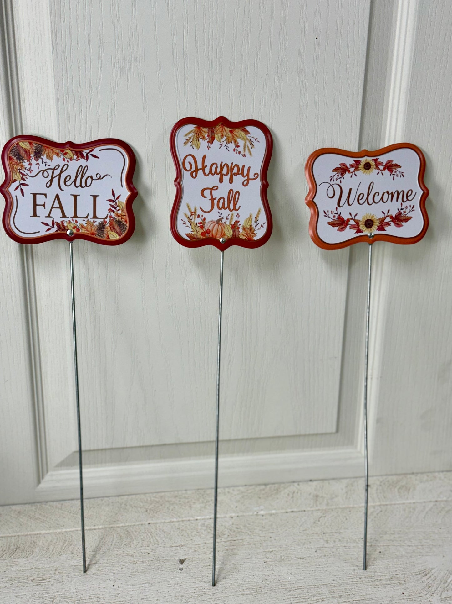 16 Inch Embossed Fall Sign Pick