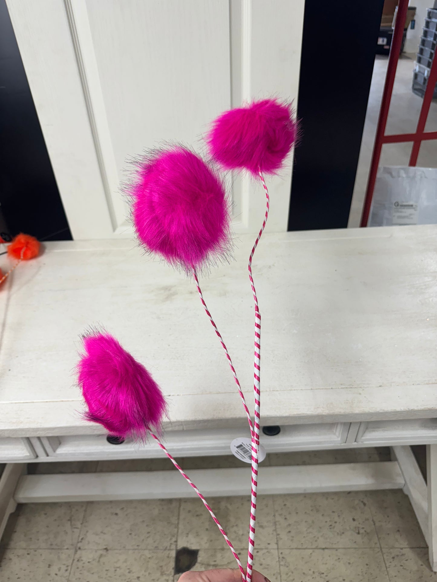 36 Inch Hot Pink Fuzzy Ball Spray