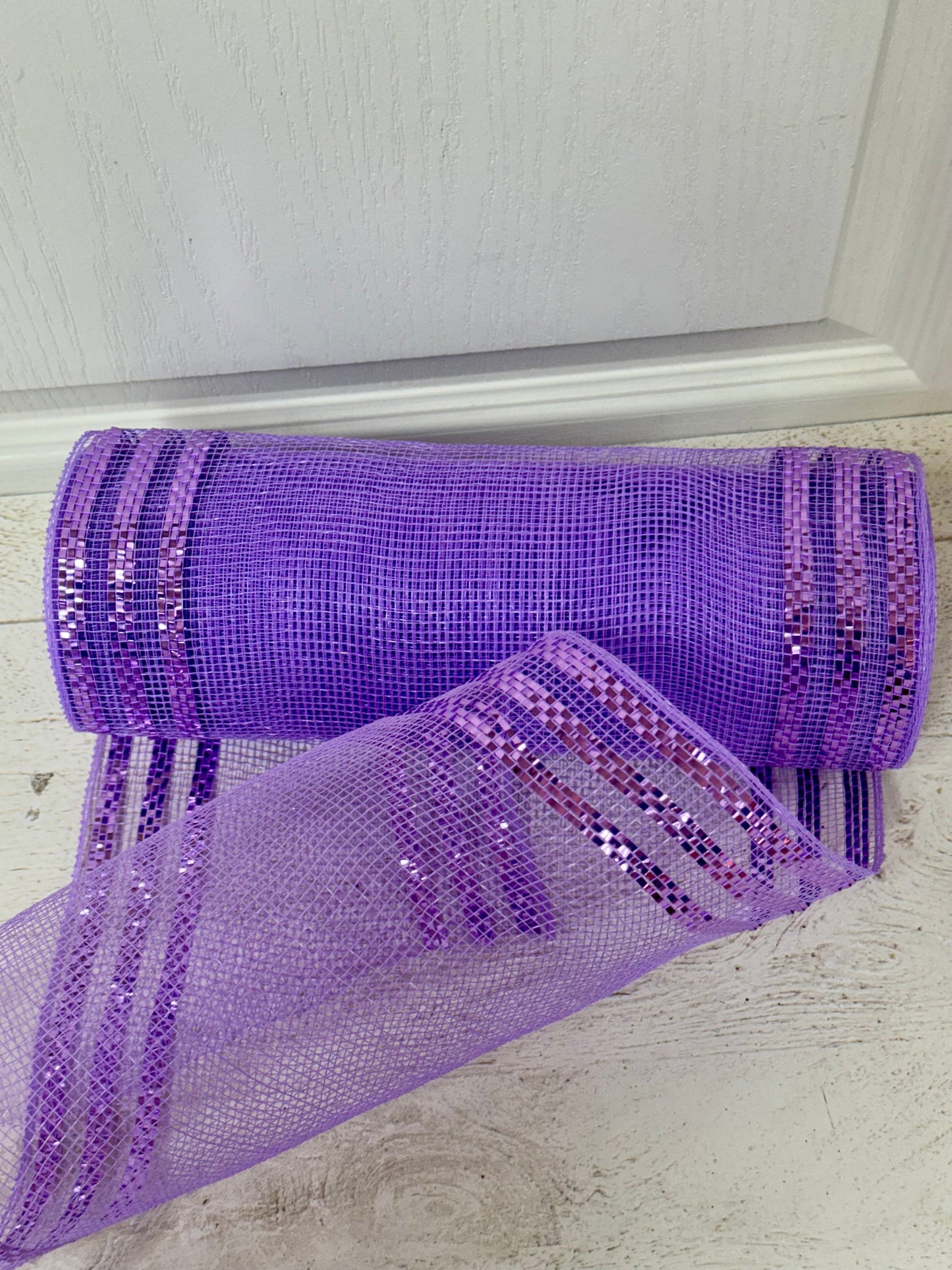 10 Inch By 10 Yard Lavender With Metallic Border Stripe Mesh