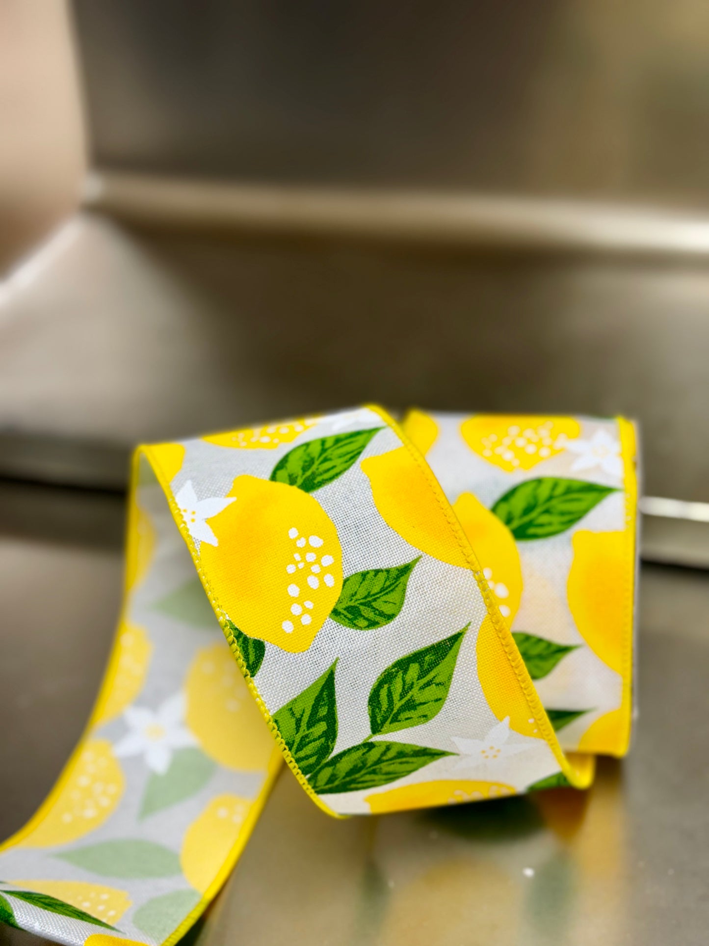 2.5 Inch By 10 Yard Yellow Lemons Ribbon