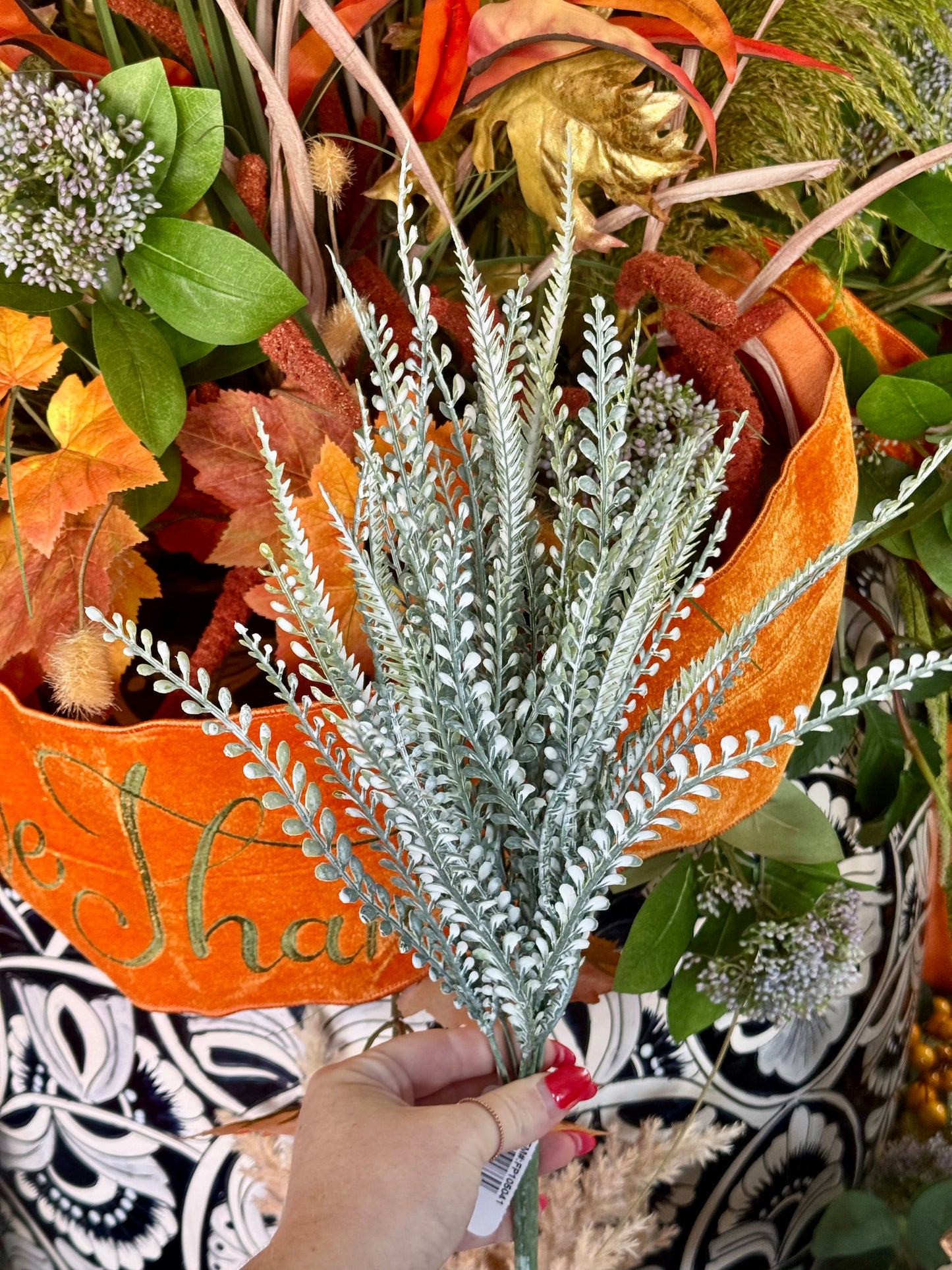 17.5 Inch Green And White Wash Bead Grass Bush