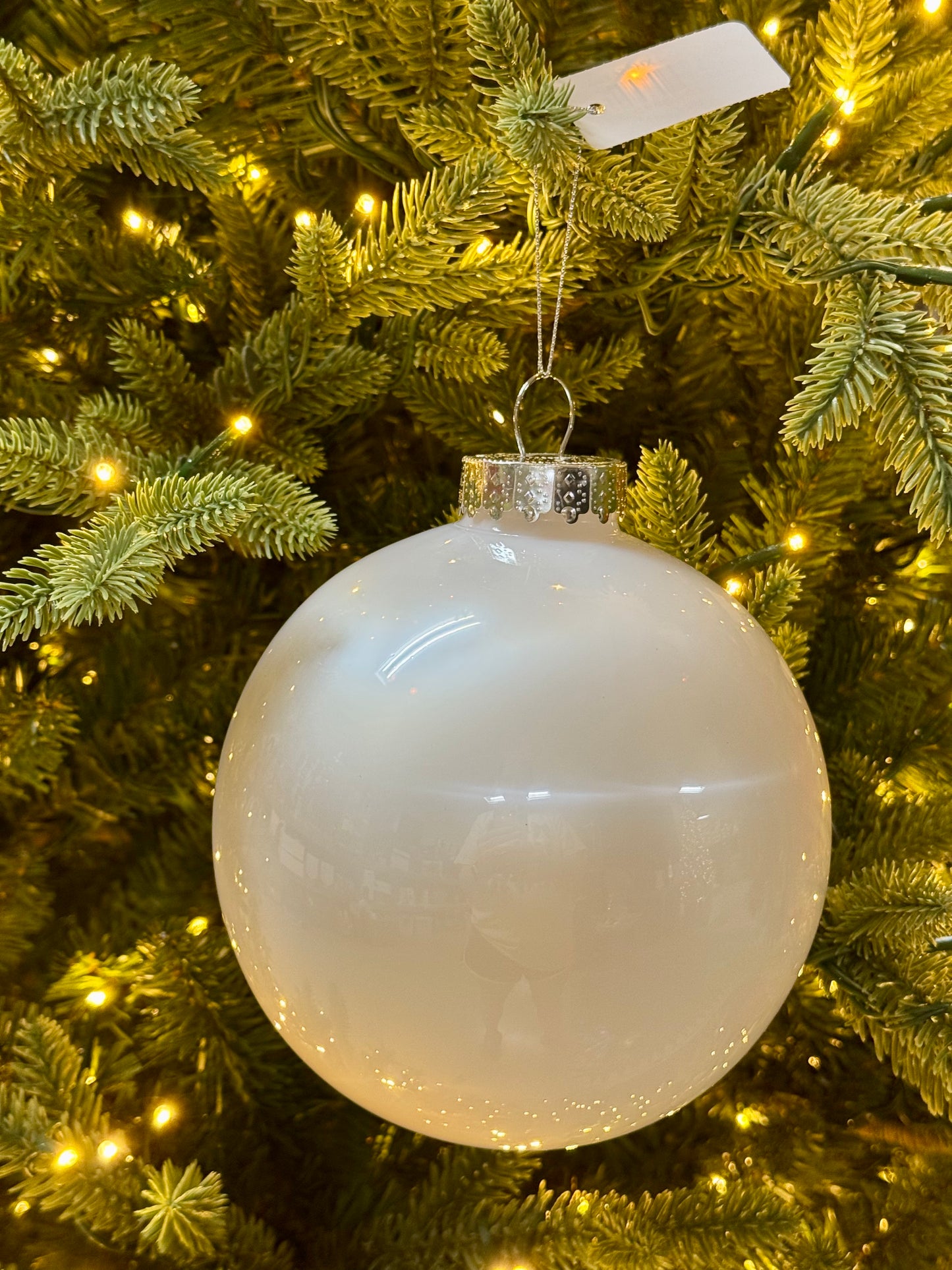 6 Inch Pearl White Lacquer Glass Look Ornament