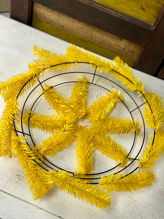 15 Inch Wire, 25 Inch Oad Yellow Work Wreath
