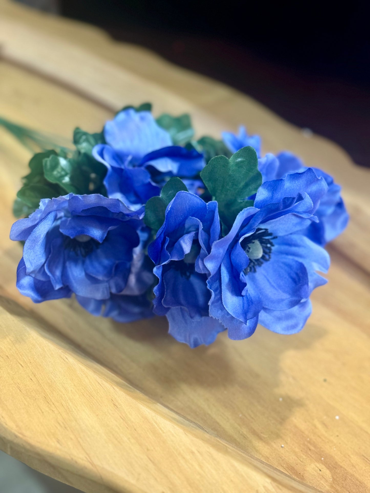 16 Inch Anemone Dark Blue Floral Bush