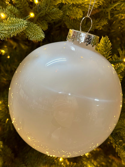 6 Inch Pearl White Lacquer Glass Look Ornament