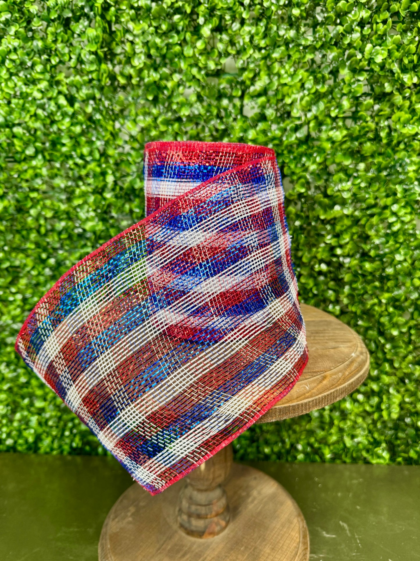 6 Inch by 20 Yard Old Glory Glamour Netting