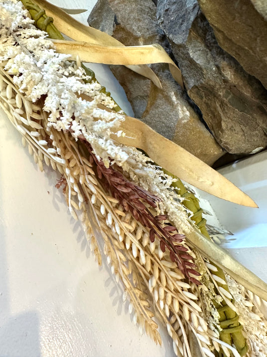 Floral White Grass Garland