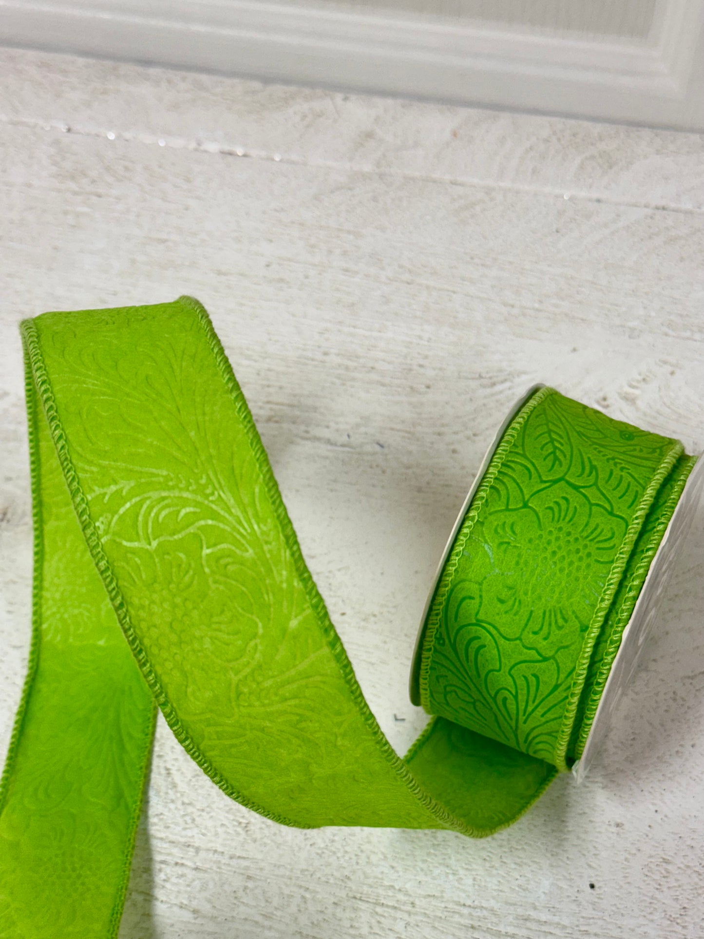 1.5 Inch By 10 Yard Lime Green Floral Leaves Ribbon