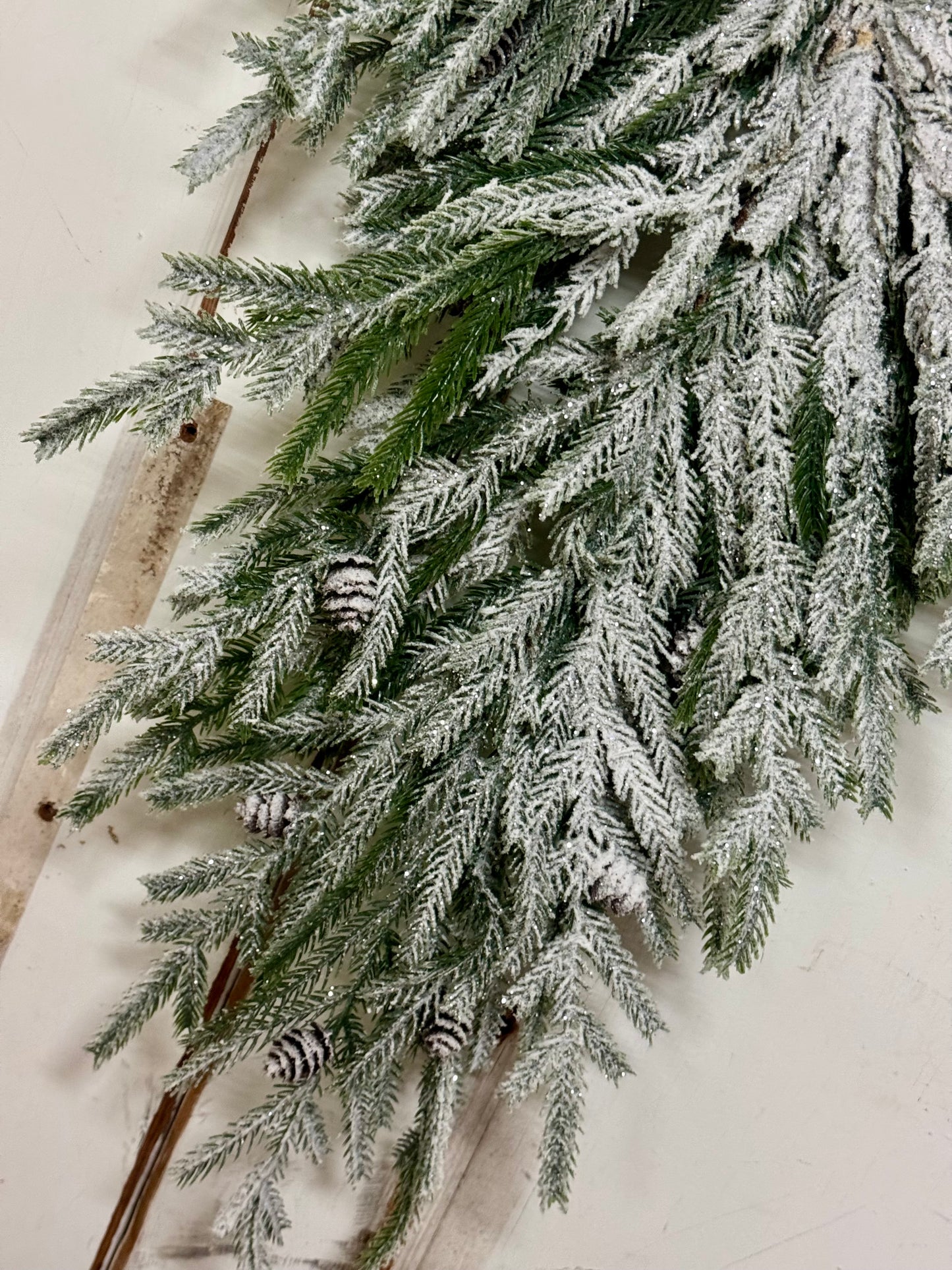 26 Inch Flocked Norfolk With Pinecones Teardrop