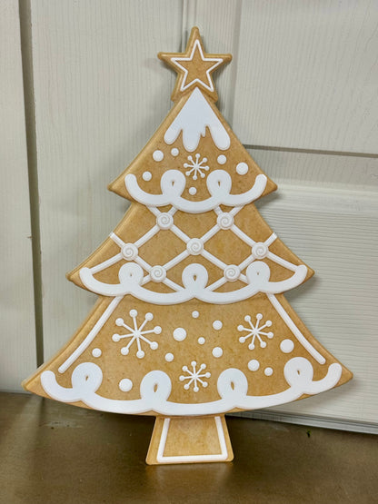 12.5 Inch Tan And White Gingerbread Cookie Tree Metal Sign