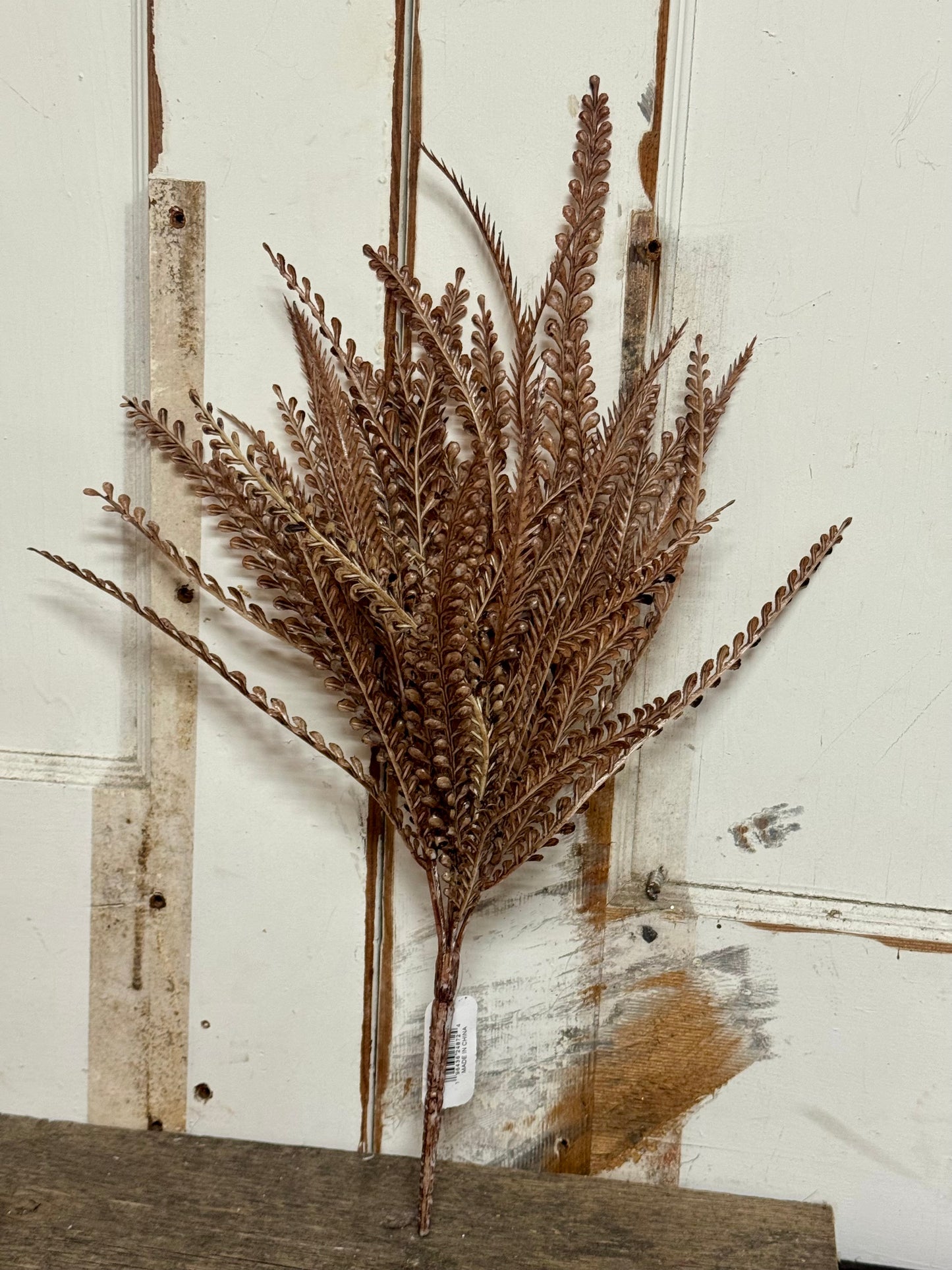 17.5 Inch Brown And White Wash Bead Grass Bush