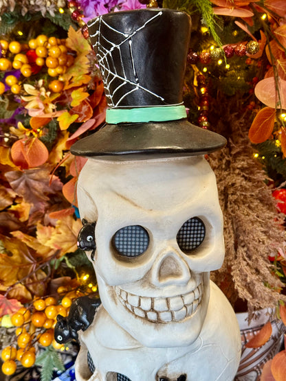 32 Inch Witches Brew Three Stack Skull Heads With Cauldron