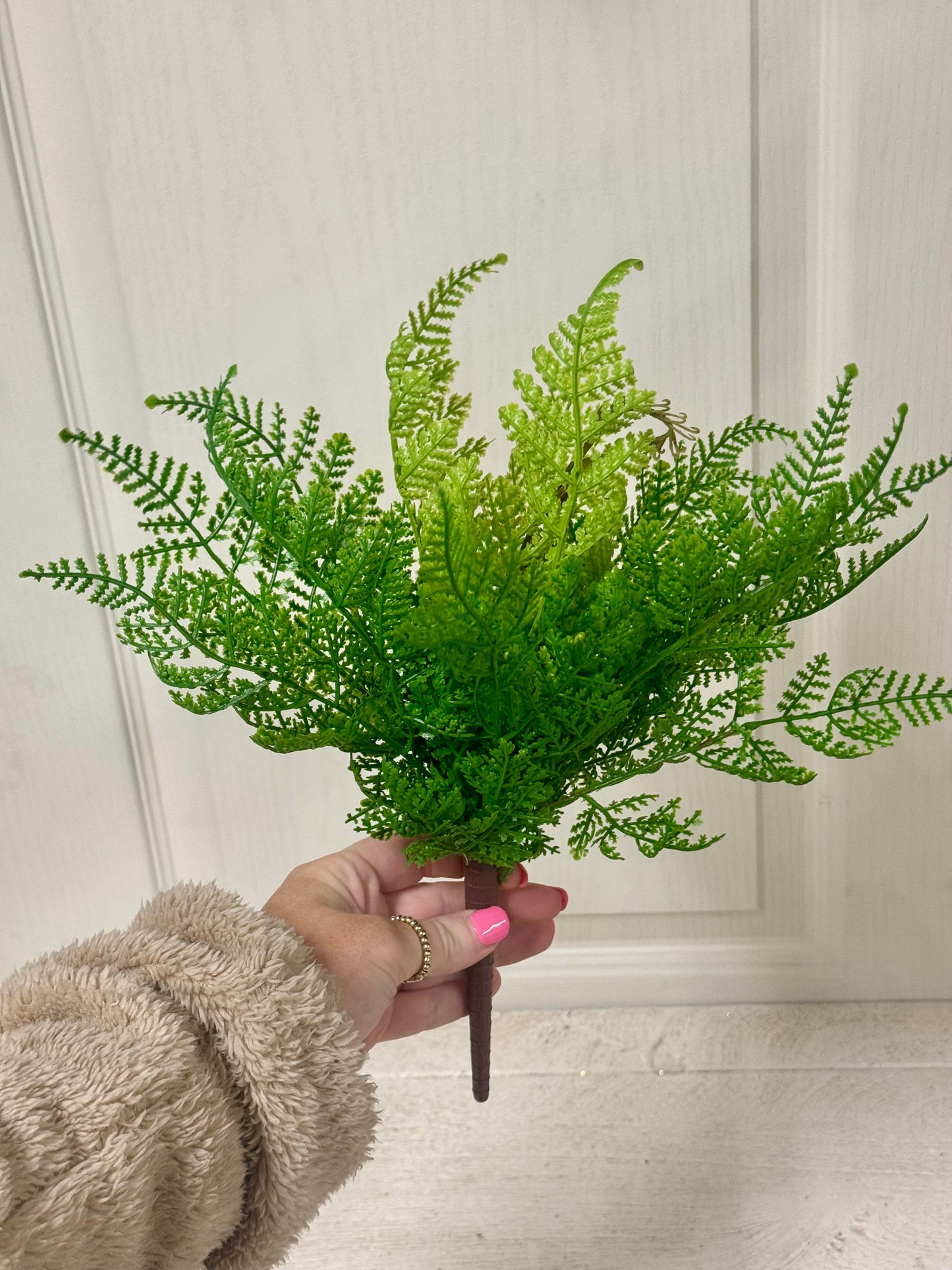 13 Inch Green Leather Fern Spray