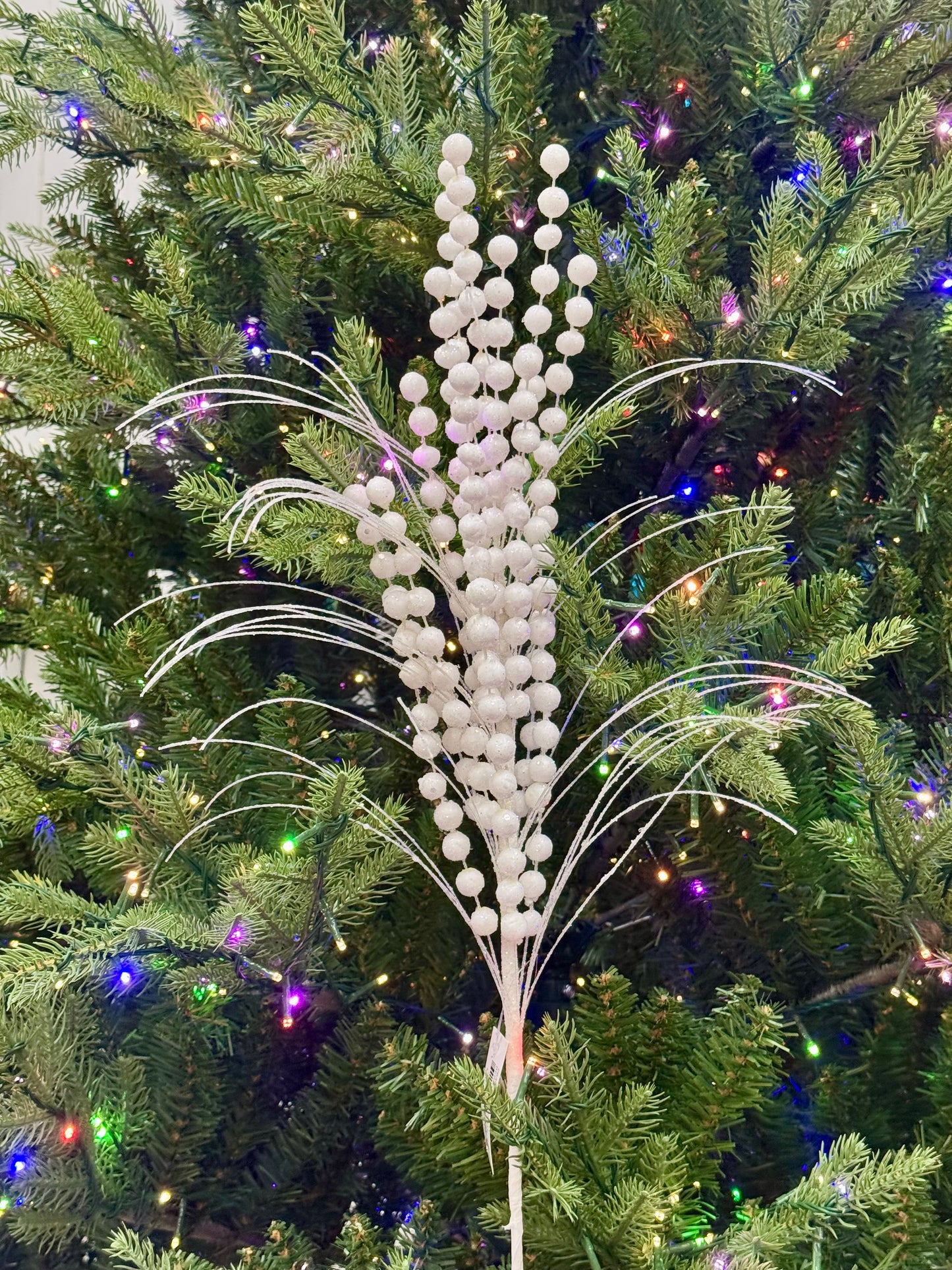 28 Inch White Glitter Ball Spray