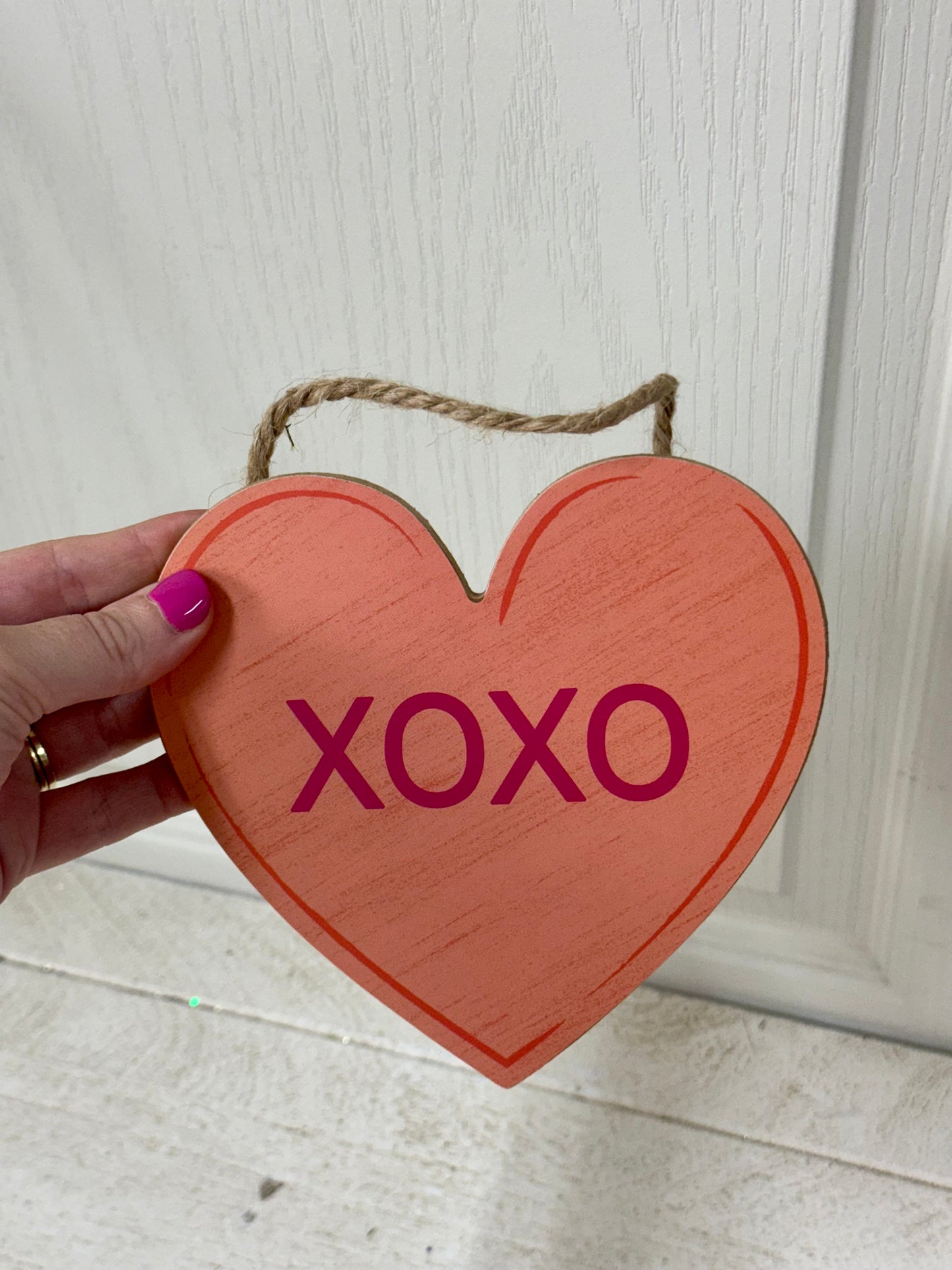 6 Inch Conversation Hearts Wreath Signs Five Assorted Colors