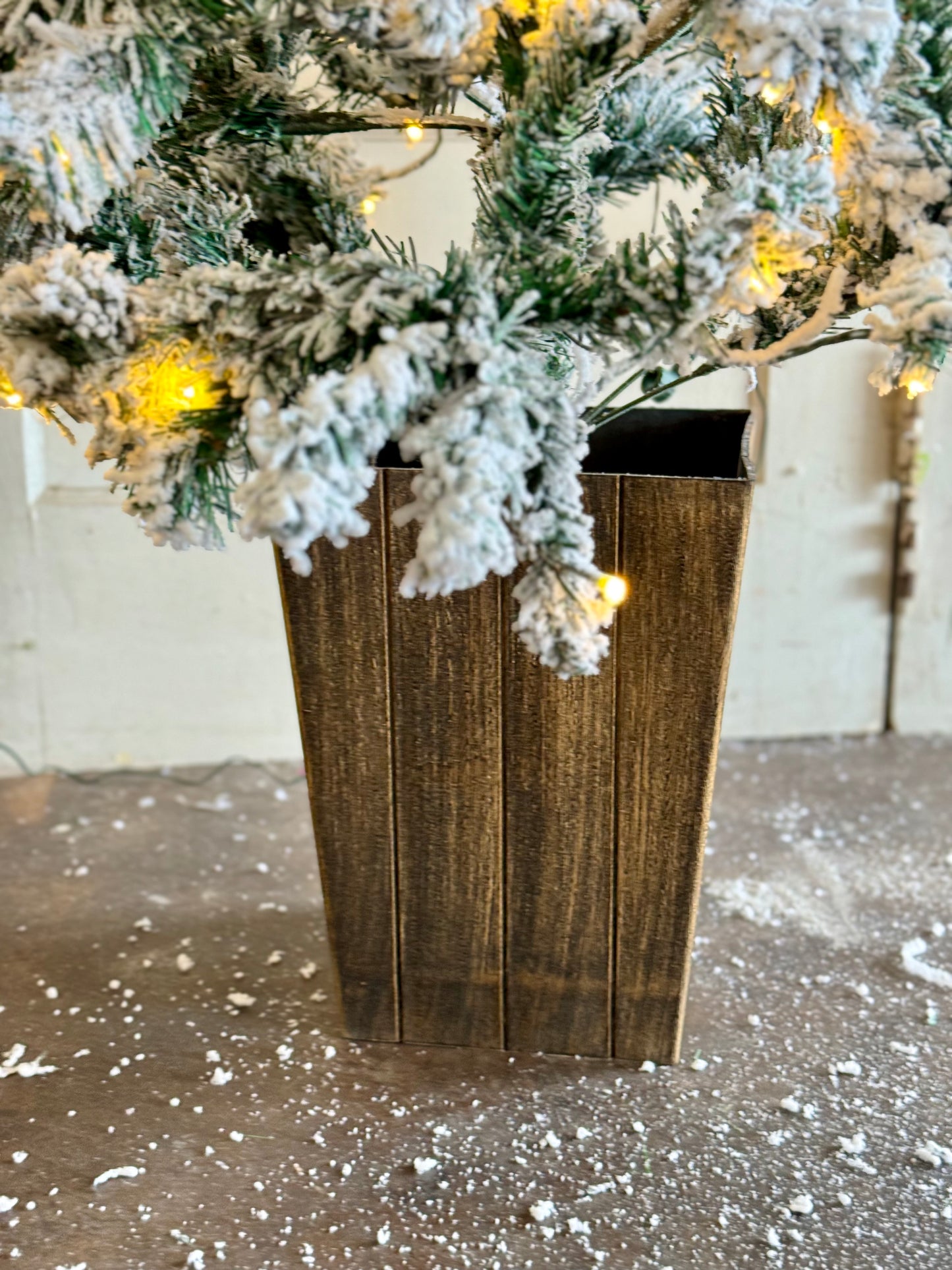 Veikous 5ft Potted Tree Open Box