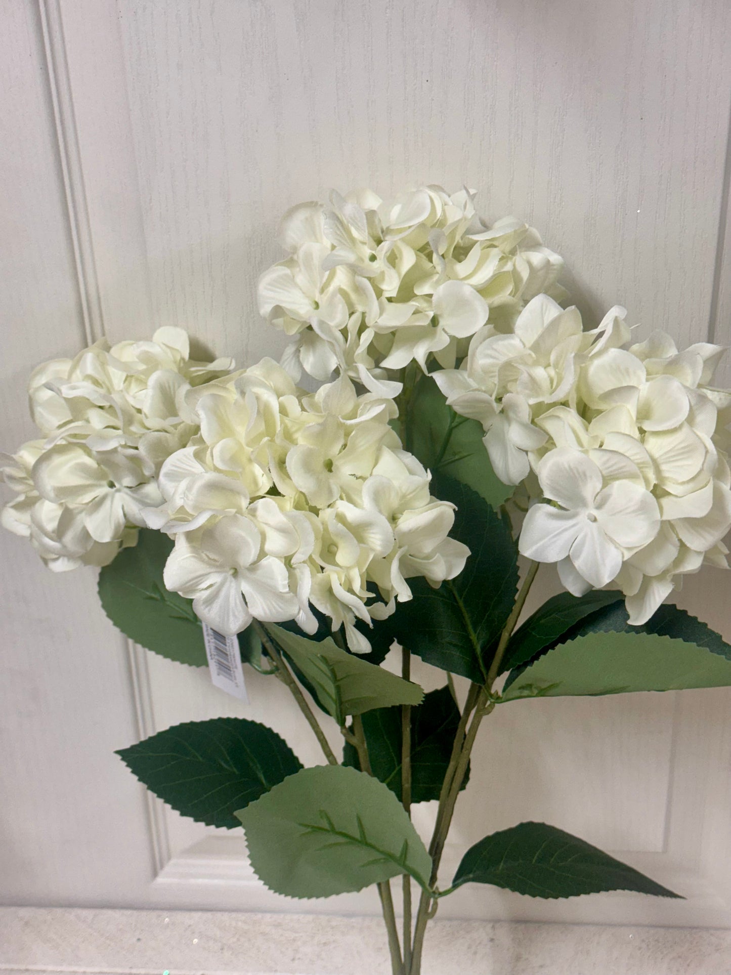 20.5 Inch White Hydrangea Bush