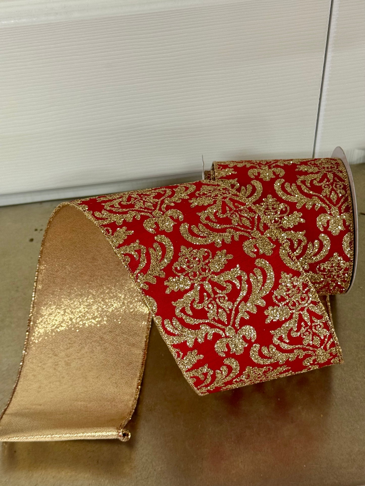4 Inch By 10 Yard Red And Light Gold Damask Metallic Fused Ribbon