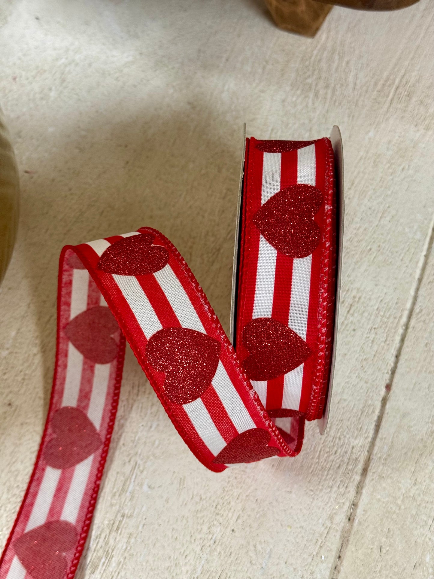 1.5 Inch By 20 Yard Red And White Heart Glitter Stripe Ribbon