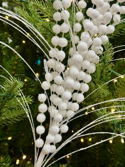 28 Inch White Glitter Ball Spray