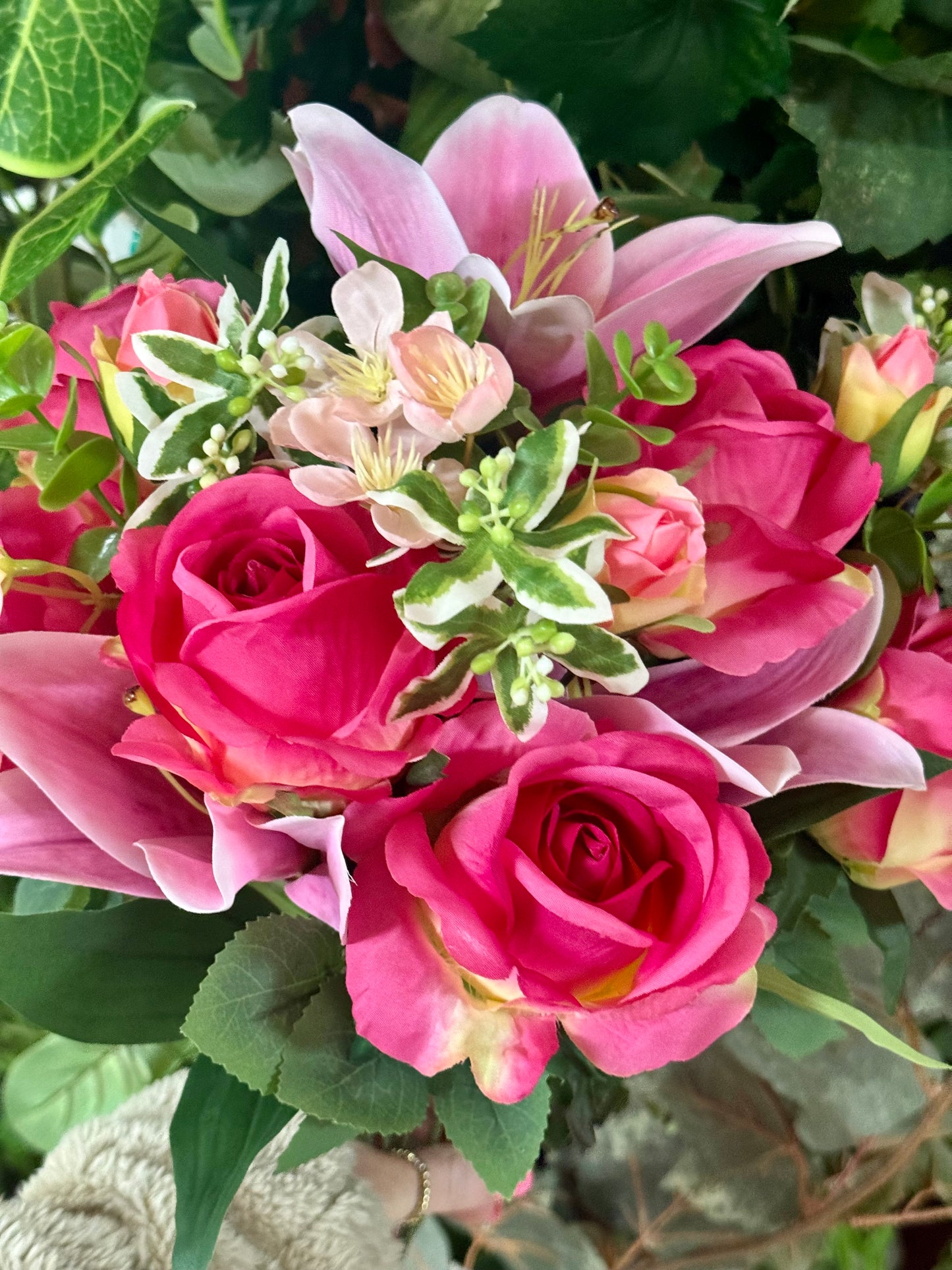 14 Inch Beauty Pink Rose And Lily Mix Bush