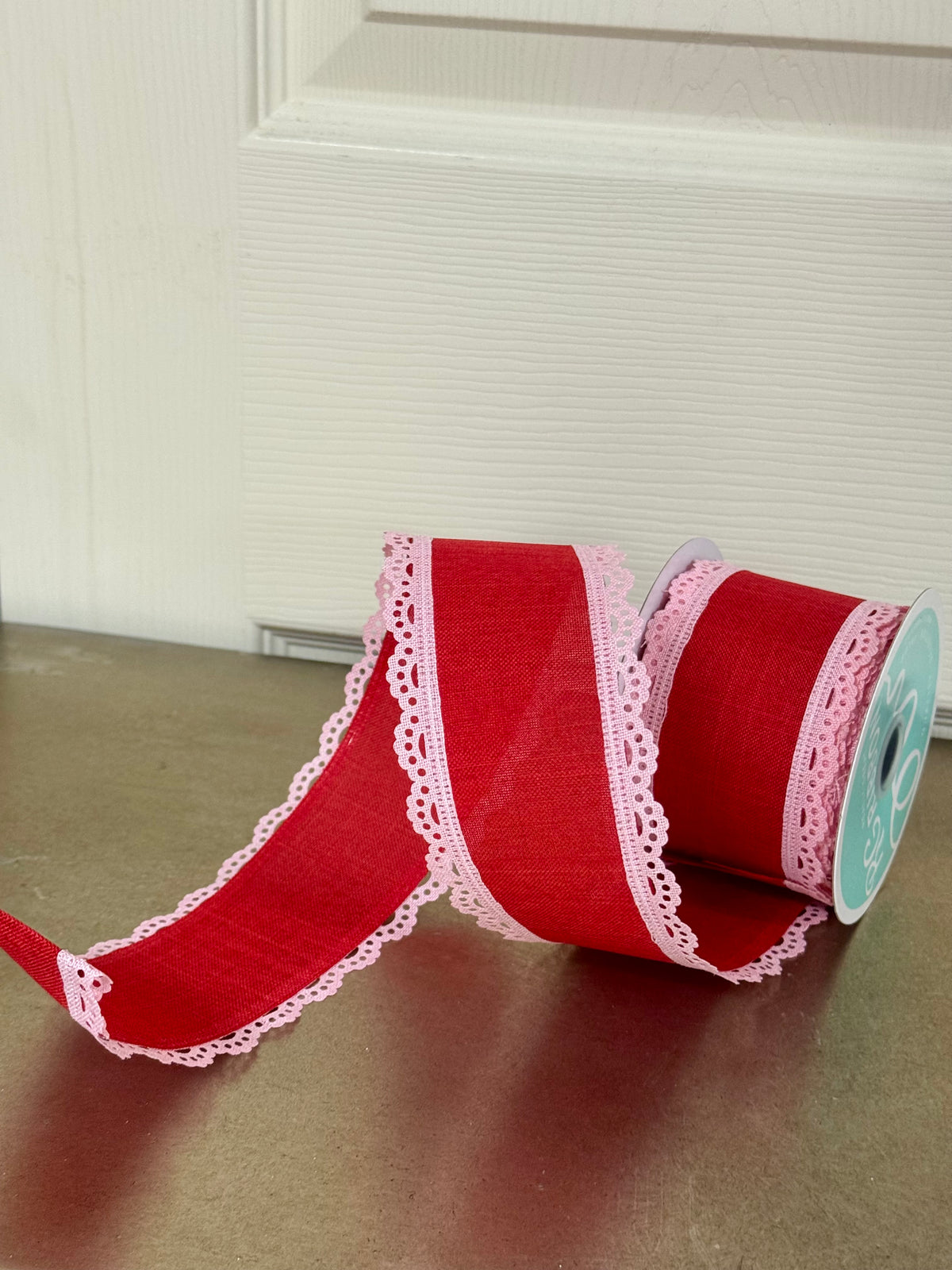 2.5 Inch By 10 Yard Red And Pink Lace Edge Royal Burlap Ribbon