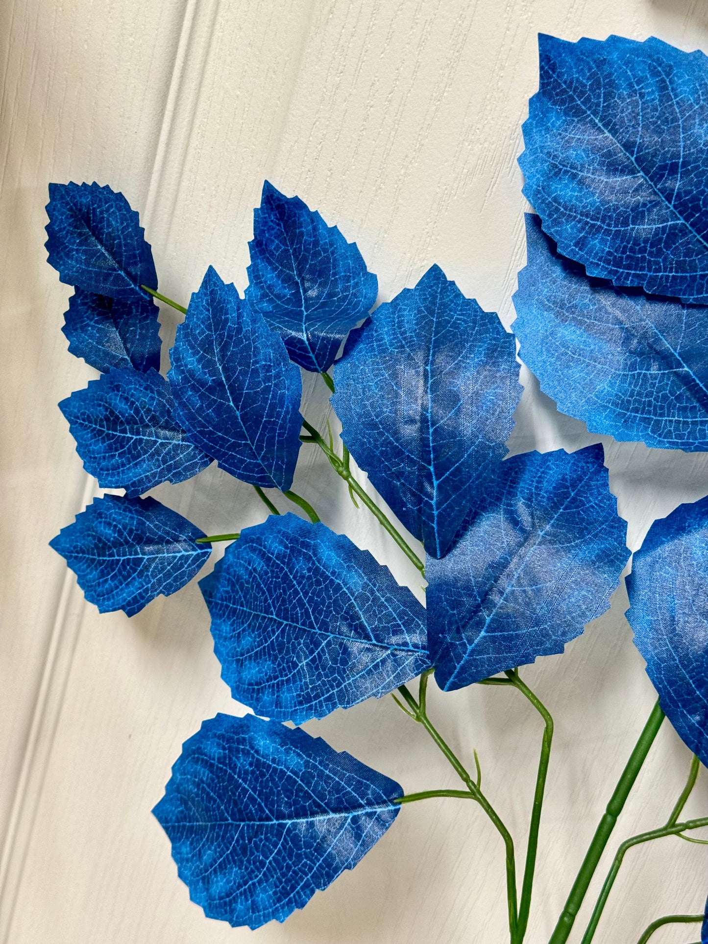 28 Inch Navy Blue Rose Leaf Spray