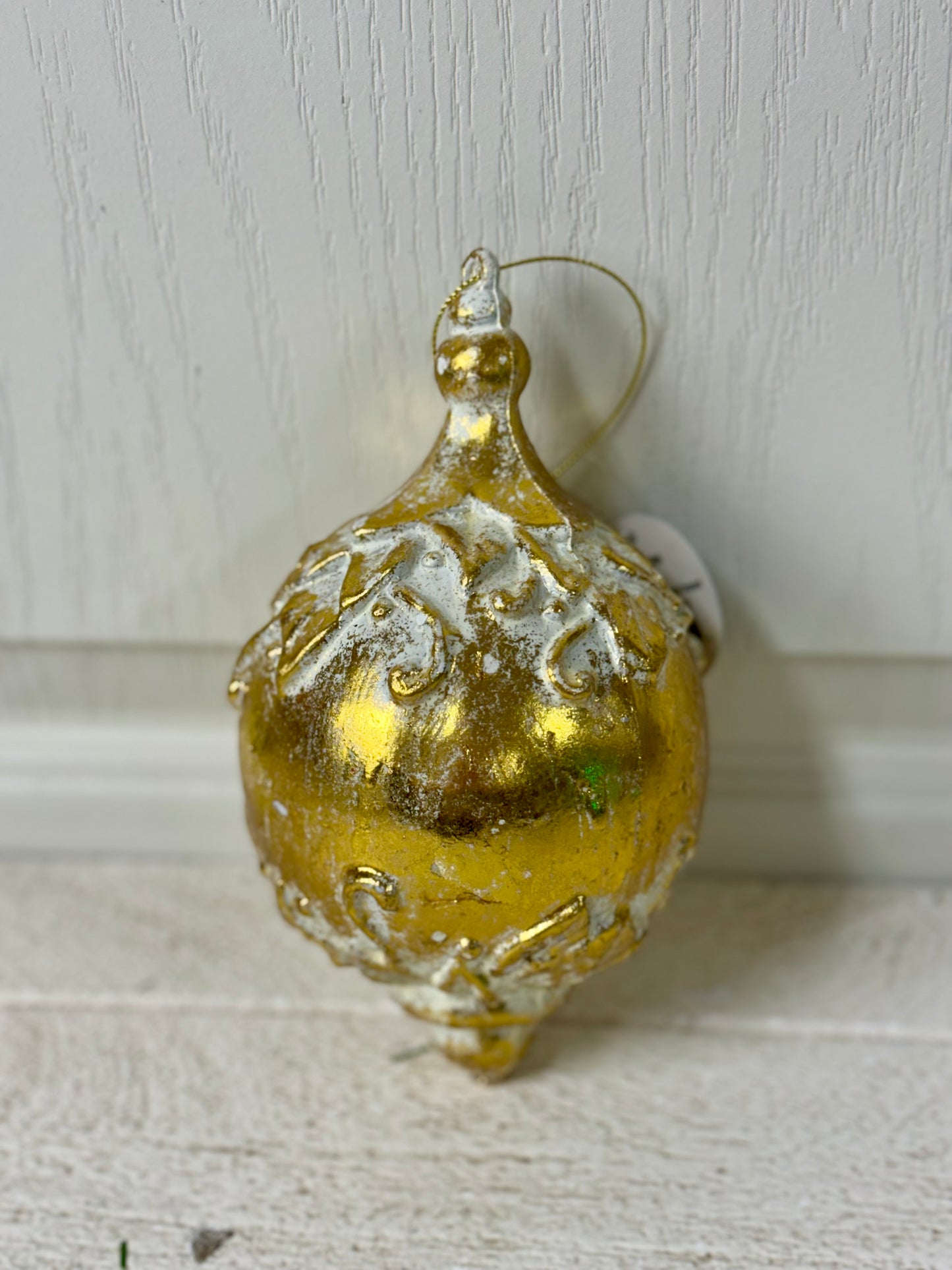 7 Inch Gold And Cream Finial Ornament