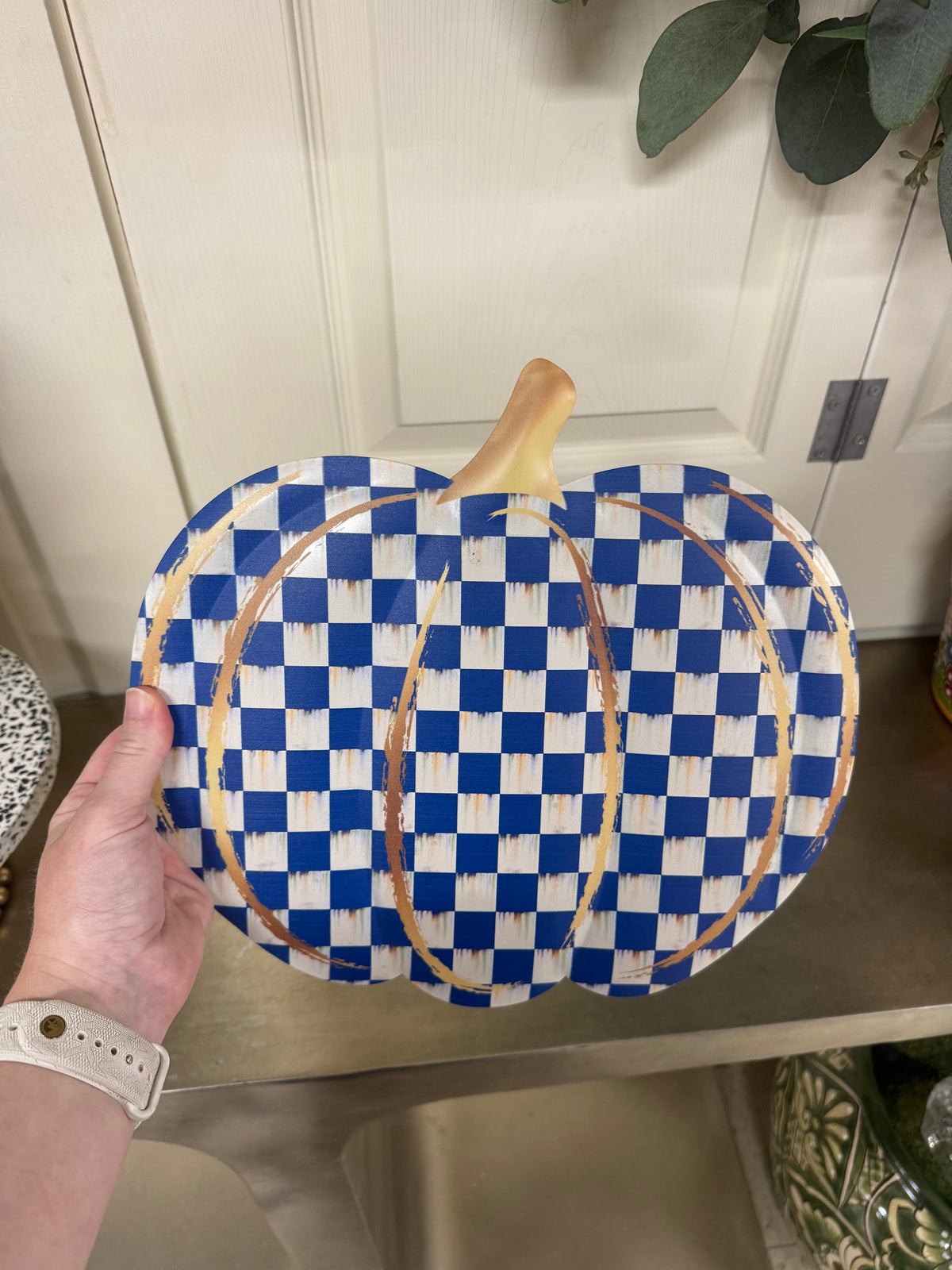 12 Inch Blue Antique White And Gold Check Pumpkin Metal Embossed Wreath Sign