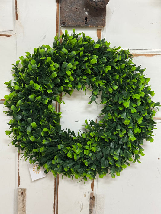 16 Inch Green Round Boxwood Wreath