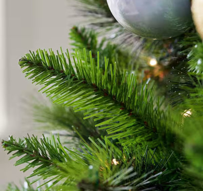 Home Accents Holiday 7.5 Foot Oxford Pine LED Pre-Lit Artificial Christmas Tree Open Box