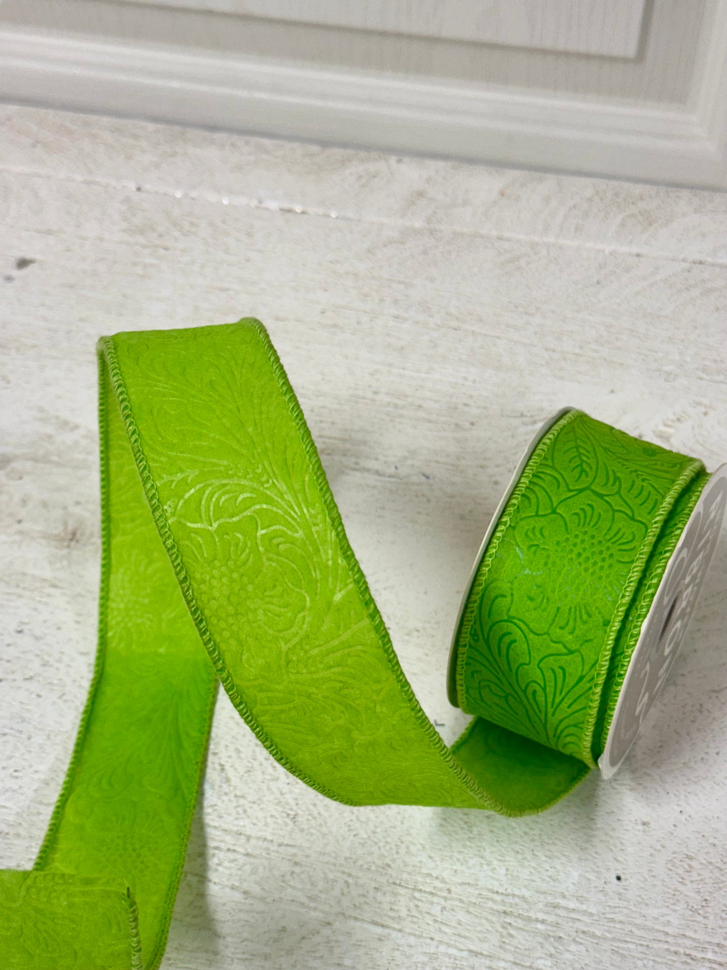 1.5 Inch By 10 Yard Lime Green Floral Leaves Ribbon