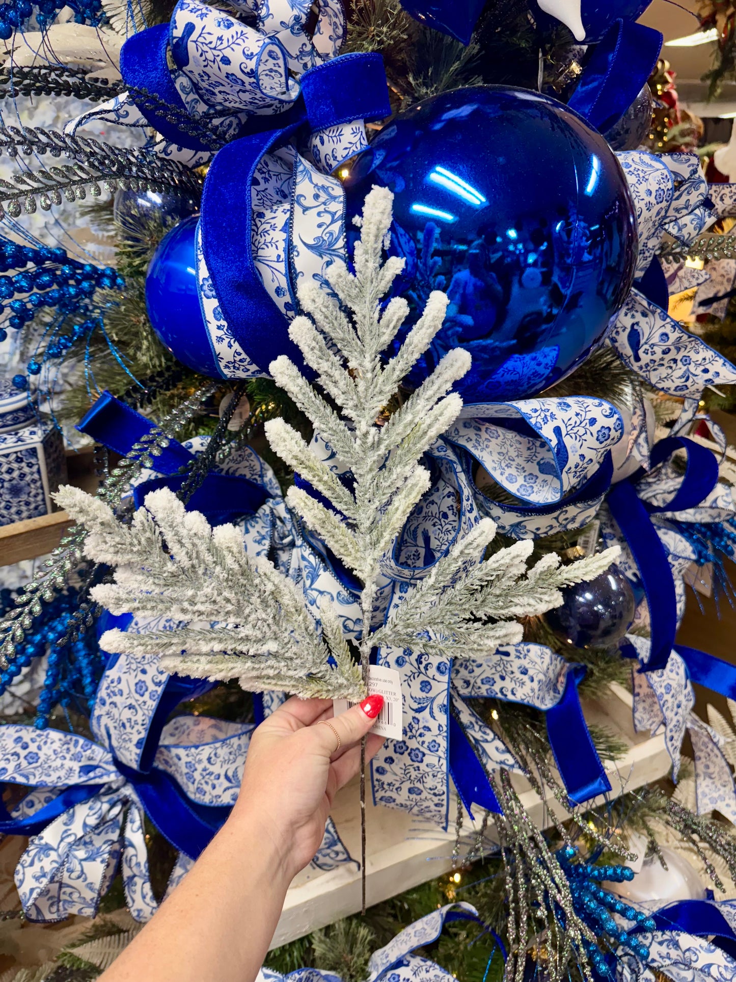 25 Inch Flocked Snow Glitter Norfolk Pine Spray