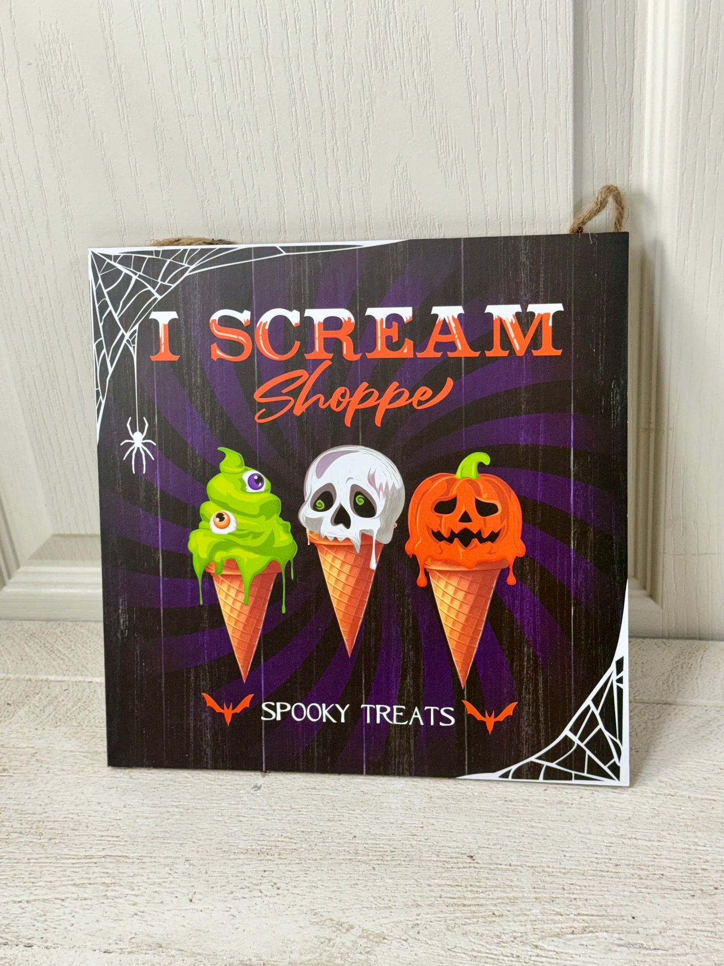 10 Inch I Scream Shoppe Halloween Wood Sign