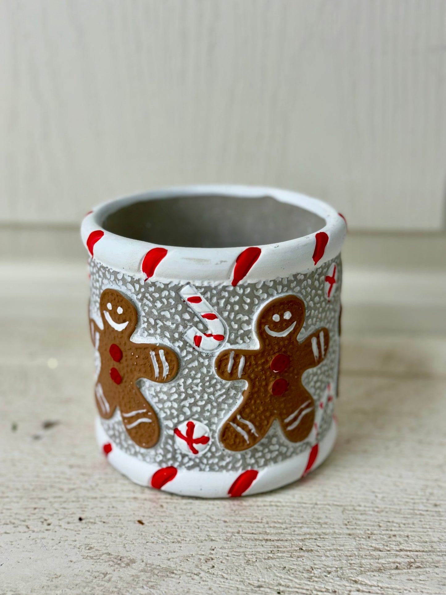 4 Inch Gingerbread Candy Ceramic Pot