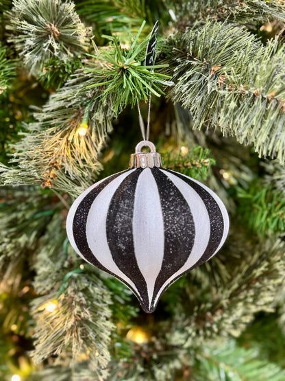 4.75 Inch Black And White Onion Shaped Finial Ornament