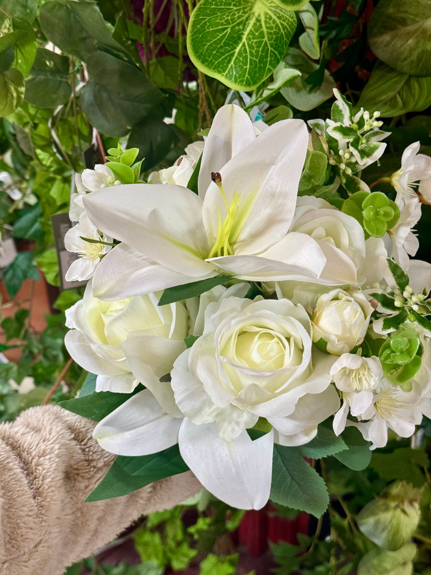 21 Inch Cream Rose Lily Mix Bush