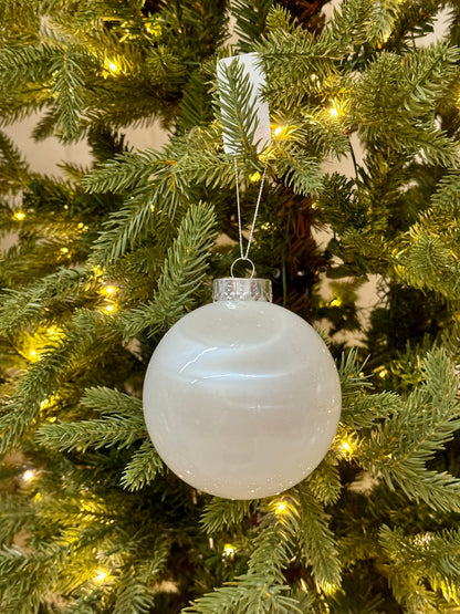 4 Inch Pearl White Laquer Glass Look Ornament