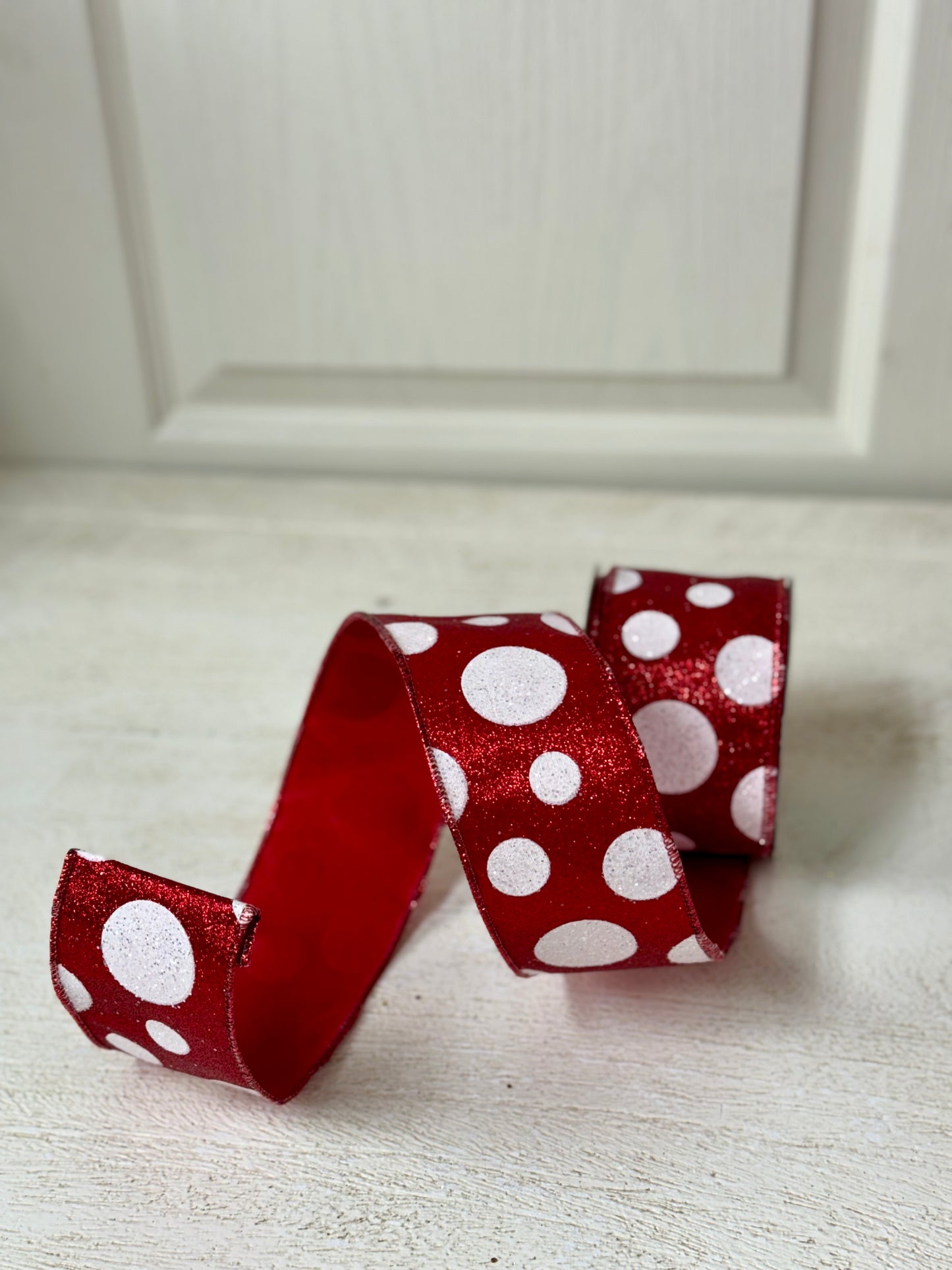 2.5 Inch By 10 Yard Red And White Giant Polka Dot Ribbon