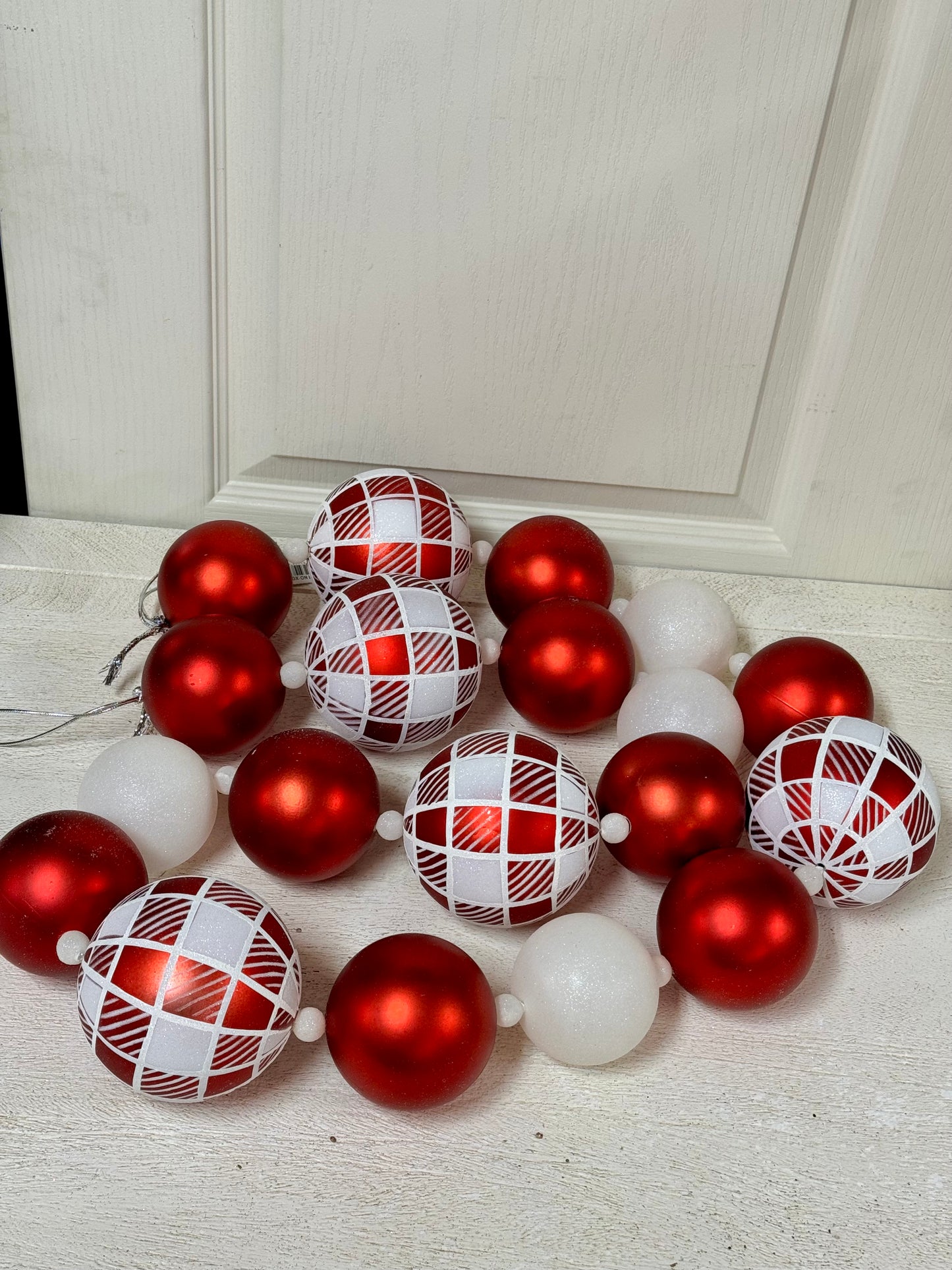 6 Foot Red And White Check Ball Garland