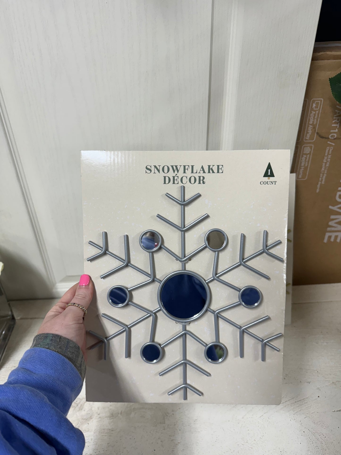 Snowflake Decor Two Styles