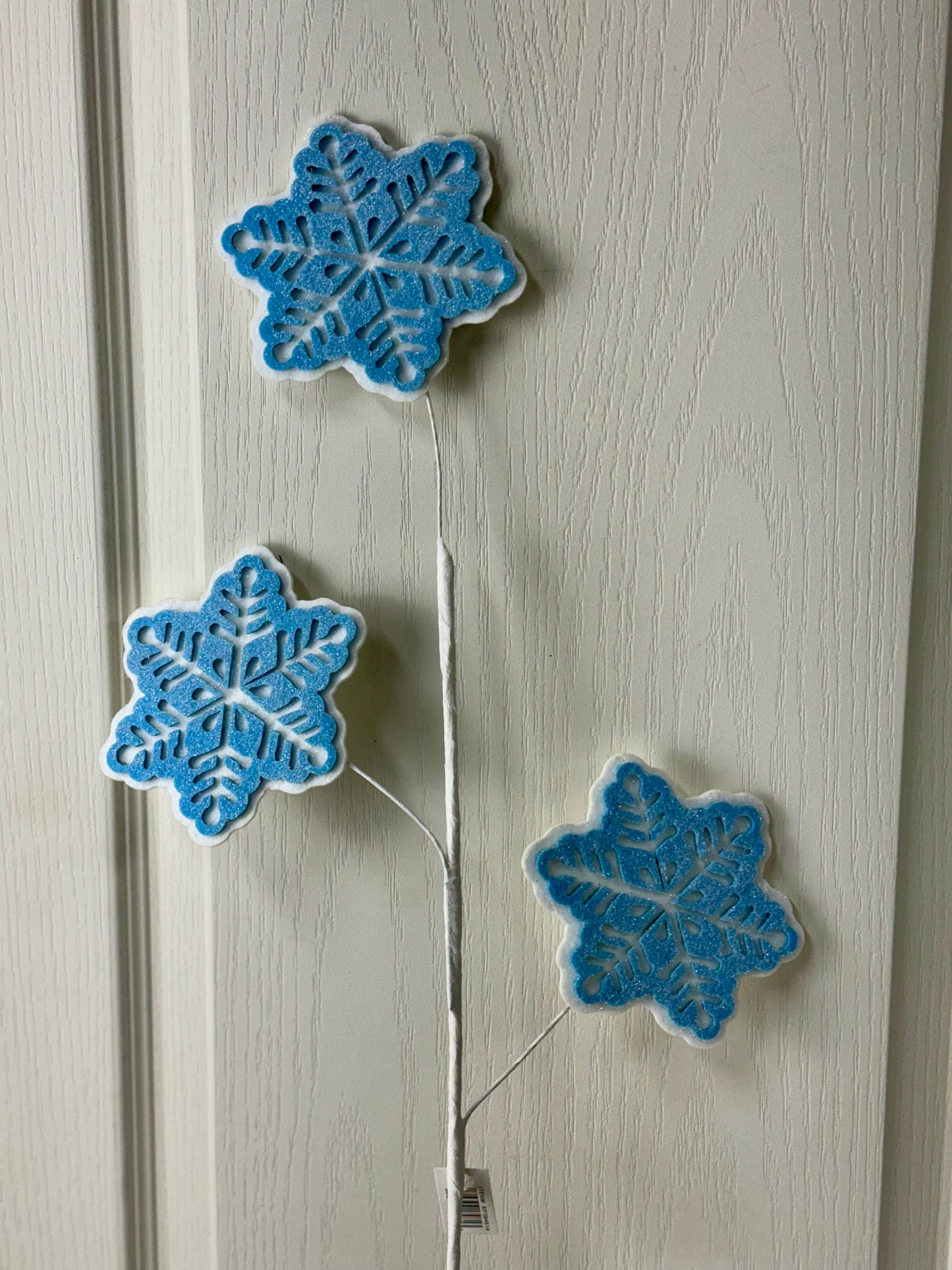 30 Inch Light Blue Snowflake Spray